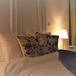 Quiet Apartment In Antwerp Near Parc - B&B Intermezzo - Business & Leisure