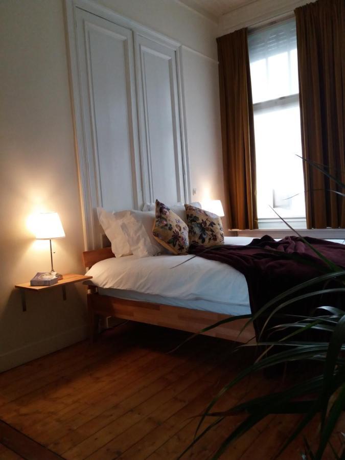 Quiet In Near Parc - Intermezzo - Business & Leisure